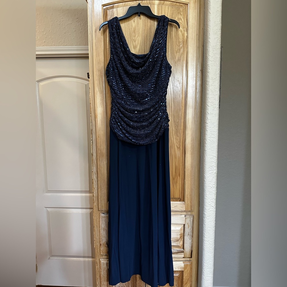 Elegant Navy Blue Evening Dress size 14W